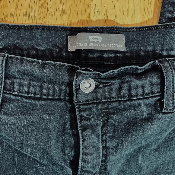 Levi’s 512 Perfectly Slimming Bootcut Denim Jeans Stretch Black Size 16 S/C - Picture 2 of 11